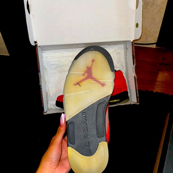 Men’s Jordan 5 “Raging Bulls” 🎯🐂🩸 - Picture 4 of 10